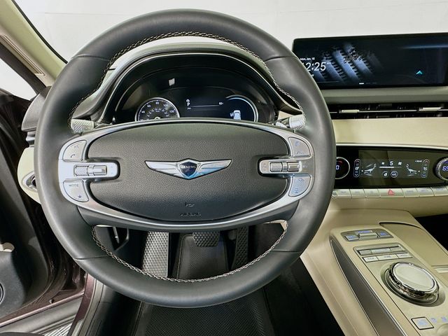 Thumbnail: 2023 Genesis GV70 - 11