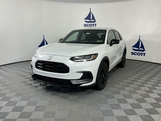 View vehicle photo 3