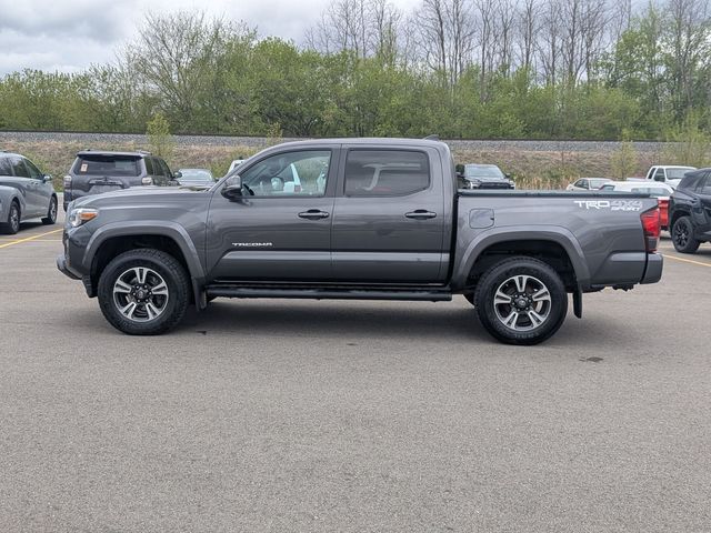 2018 Toyota Tacoma - Image 2