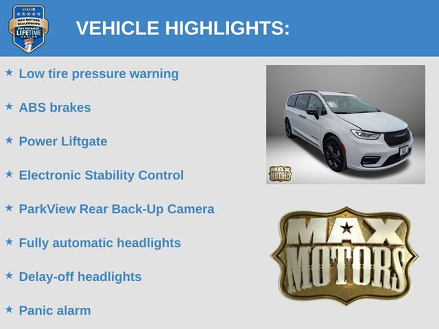Used 2024 Chrysler Pacifica Van