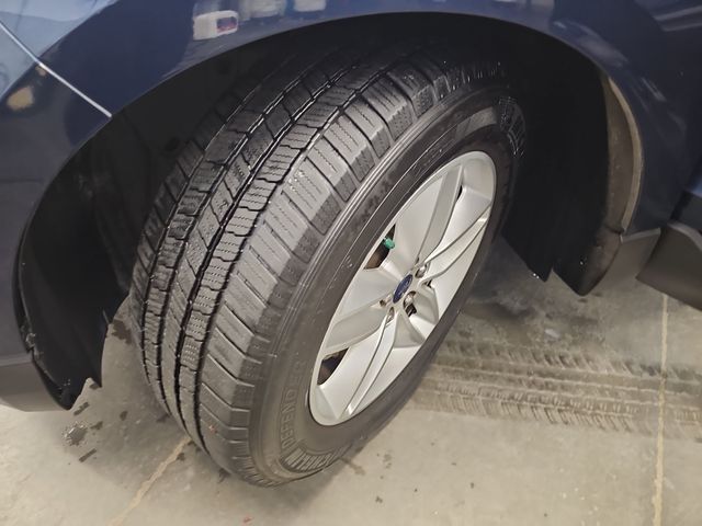 Used 2017 Blue Ford SEL image 30