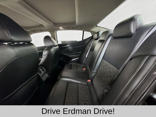 Used 2019 Nissan Maxima Sedan