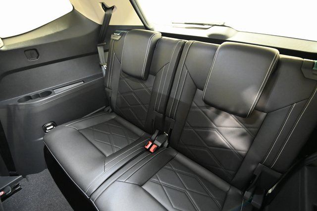 New 2026 White Volkswagen 2.0T SE image 9