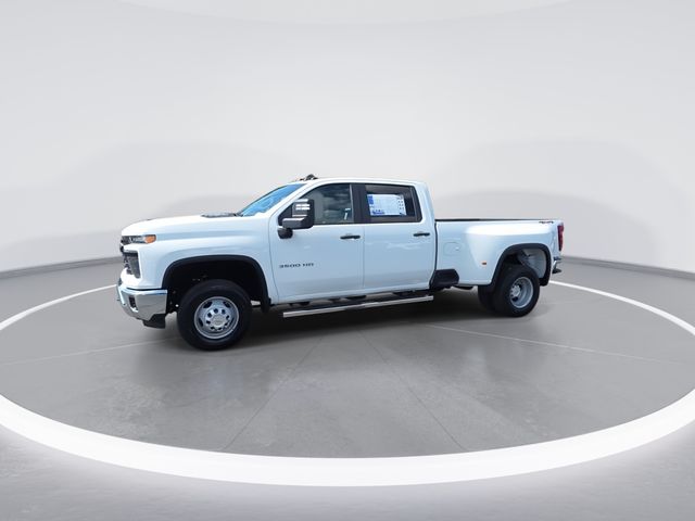 Used 2024 White Chevrolet Work Truck image 4