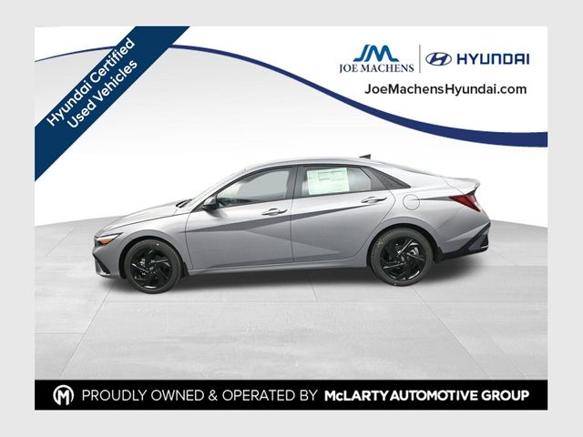 Fluid Metal 2026 Hyundai Elantra Sedan Front-Wheel Drive Continuously Variable Transmission