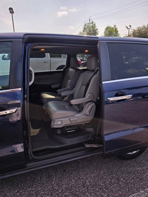 Used 2021 Honda Odyssey Van