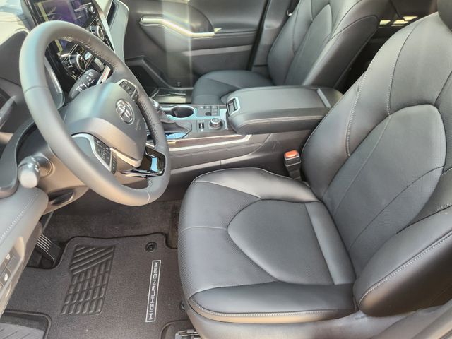 2026 Toyota Highlander Limited  at Don McGill Toyota