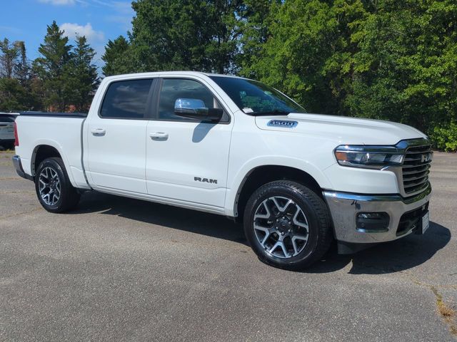Bright White Clearcoat 2026 RAM 1500 Pickup Truck Four-Wheel Drive 8-Speed Automatic