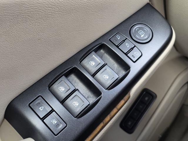 2020 GMC Yukon Denali White at Baytown Hyundai