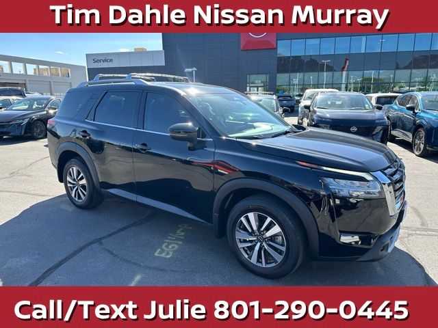 Super Black 2024 Nissan Pathfinder SUV / Crossover All-Wheel Drive 9-Speed Automatic