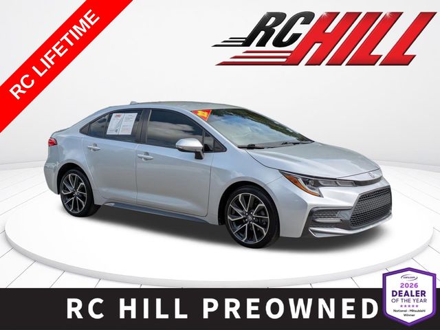 Silver 2022 Toyota Corolla SE FWD Sedan Front-Wheel Drive Continuously Variable Transmission