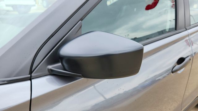 2025 Nissan Kicks Play