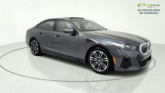 Gray (Dark Graphite Metallic) 2026 BMW 5 Series Sedan Rear-Wheel Drive 8-Speed Automatic