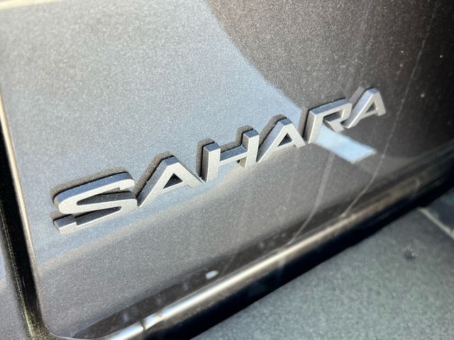 New 2025 Gray Jeep Sahara image 21