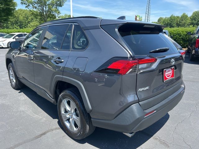 2024 Toyota RAV4 XLE - Photo 11