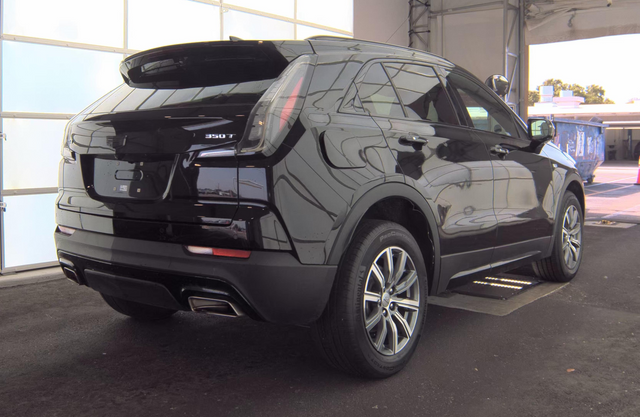Used 2023 Cadillac XT4 SUV