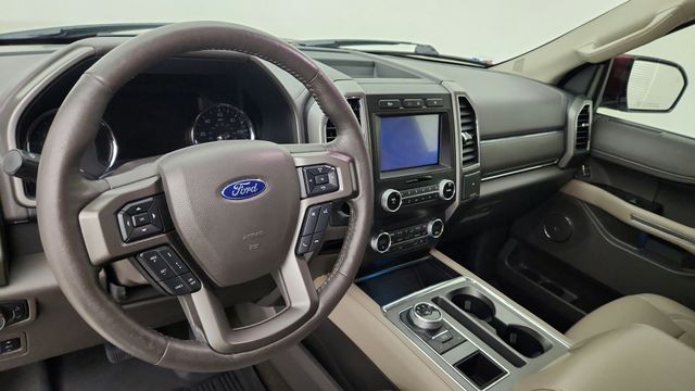 2019 Ford Expedition XLT Red at Autostrade
