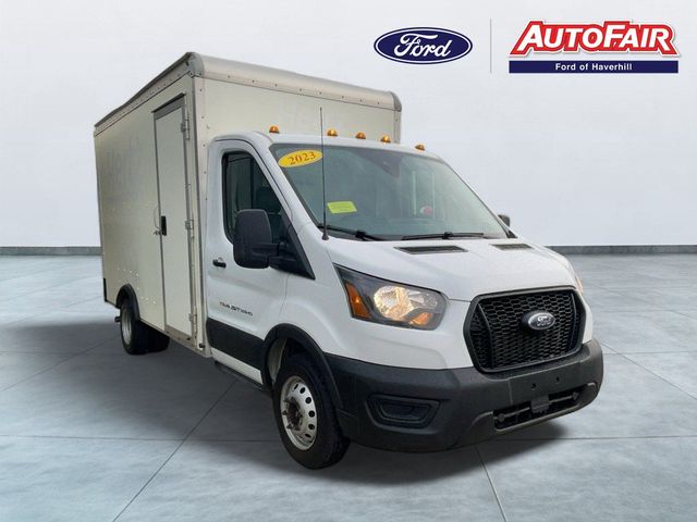  2023 Ford Transit Chassis 350 HD 9950 GVWR 138 Cutaway DRW RWD   