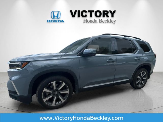 Gray Pearl 2024 Honda Pilot SUV / Crossover All-Wheel Drive Automatic