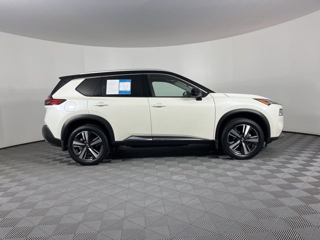 2021 Nissan Rogue SL 11