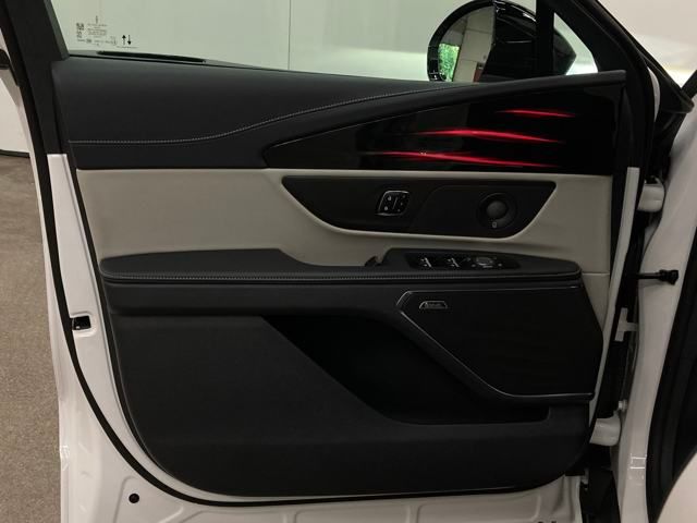2025 Lincoln Nautilus Hybrid Premiere