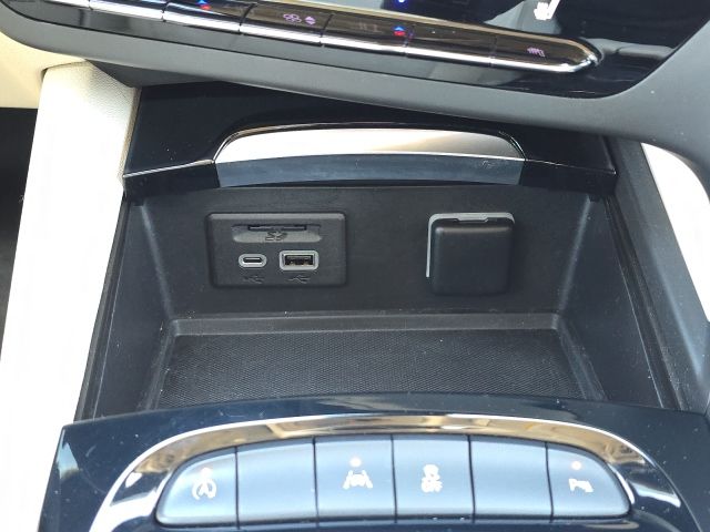 2021 Buick Envision Essence:45784A