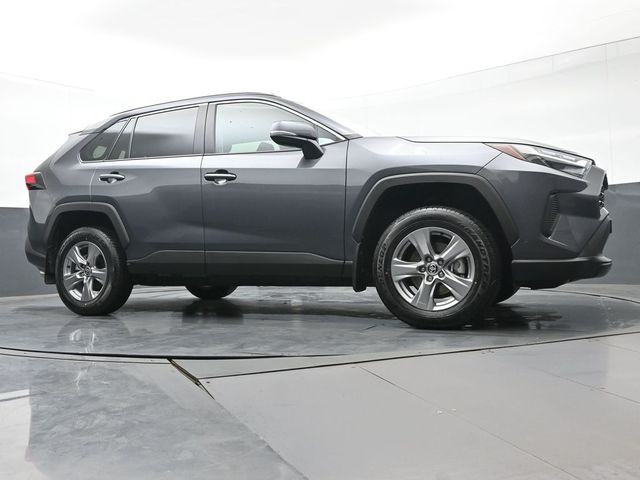 2024 Toyota RAV4 XLE 37