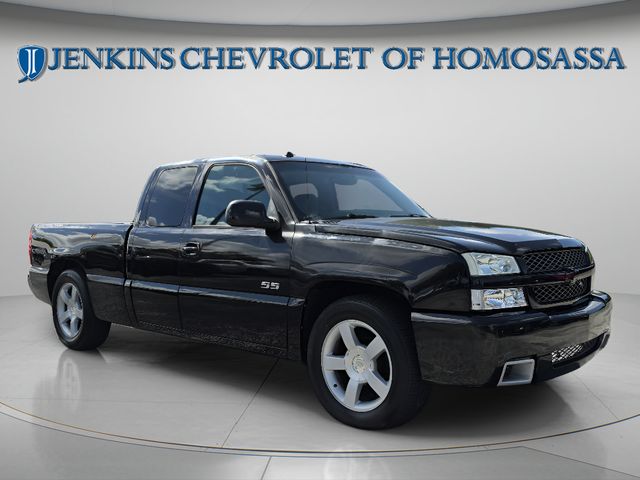 2004 Chevrolet Silverado SS Extended Cab AWD