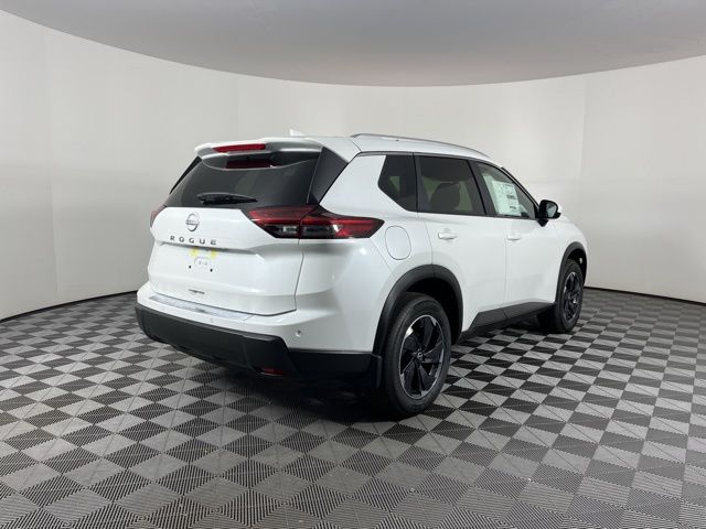 2025 Everest White Pearl Nissan Rogue SV FWD SUV