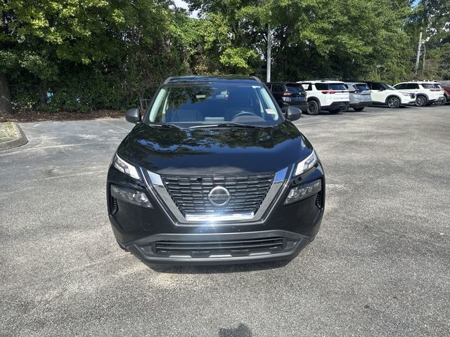 Used 2021 Black Nissan S image 2
