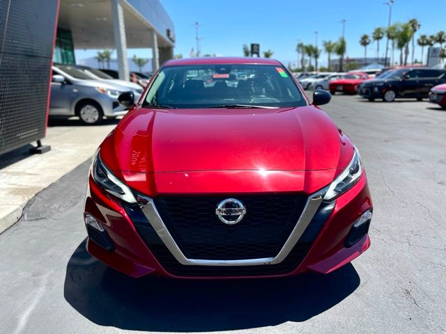 2021 Nissan Altima 2.5 SR 4