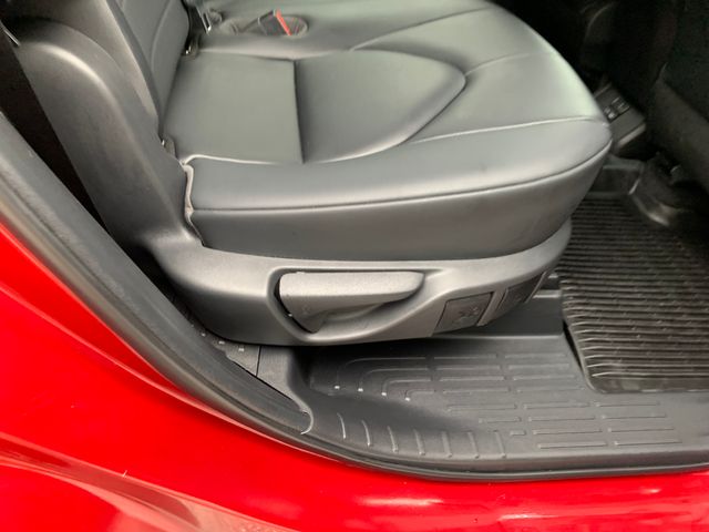 Used 2023 Toyota Highlander SUV