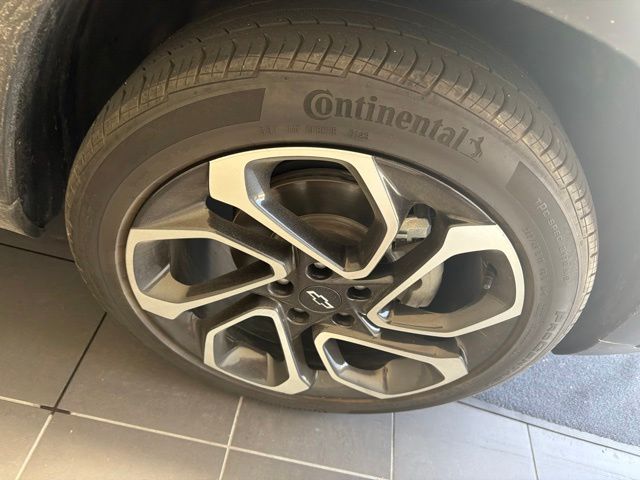 2024 Chevrolet Trax 2RS Black at DeMontrond Gulf Freeway
