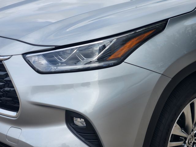 2025 Toyota Highlander Platinum Silver at Joe Myers Mazda Kia