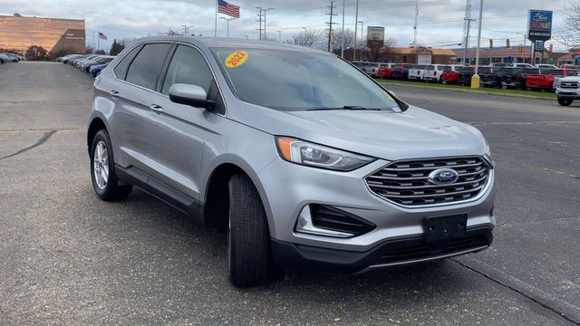 2022 Ford Edge SEL 2