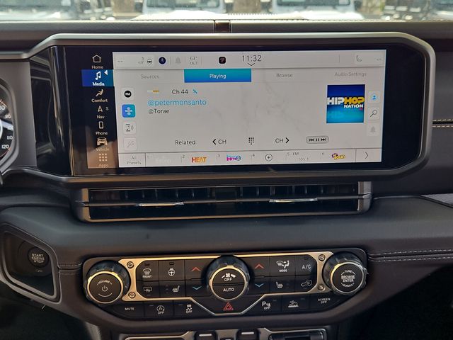 New 2026 Green Jeep Sahara image 17