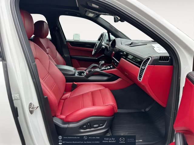 Used 2022  Porsche S image 15