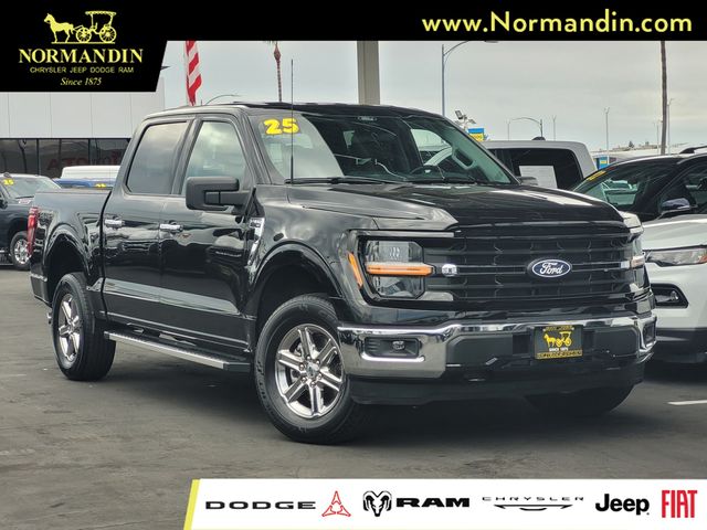 Black Metallic 2025 Ford F-150 Pickup Truck Four-Wheel Drive Automatic