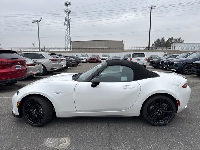 2024 Mazda MX-5 Miata Club 10