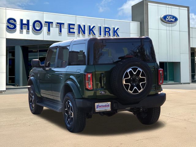 New 2025 Green Ford Outer Banks image 6