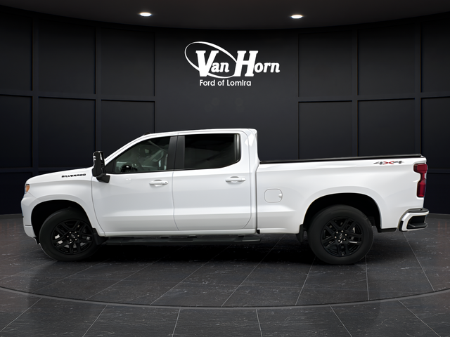Used 2024 Summit White Chevrolet RST image 4