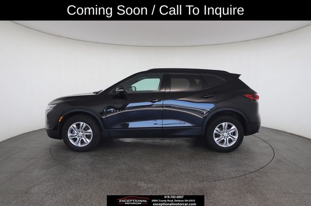 View vehicle photo 7