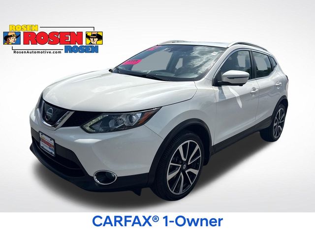 Pearl White Tricoat 2019 Nissan Rogue Sport SUV / Crossover All-Wheel Drive Continuously Variable Transmission