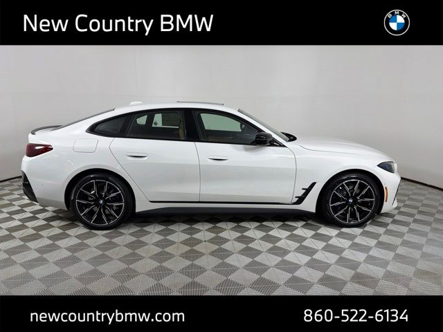 New 2026 White BMW xDrive40 image 8