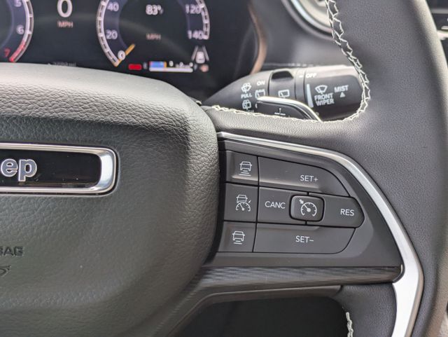 2026 Jeep Grand Cherokee L Altitude 4x4