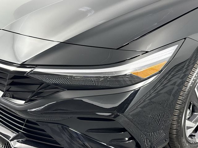 New 2025 Hyundai Elantra Hybrid For Sale in Indianapolis, IN