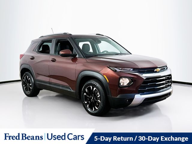 Mahogany Red Metallic 2023 Chevrolet Trailblazer SUV / Crossover Front-Wheel Drive Continuously Variable Transmission