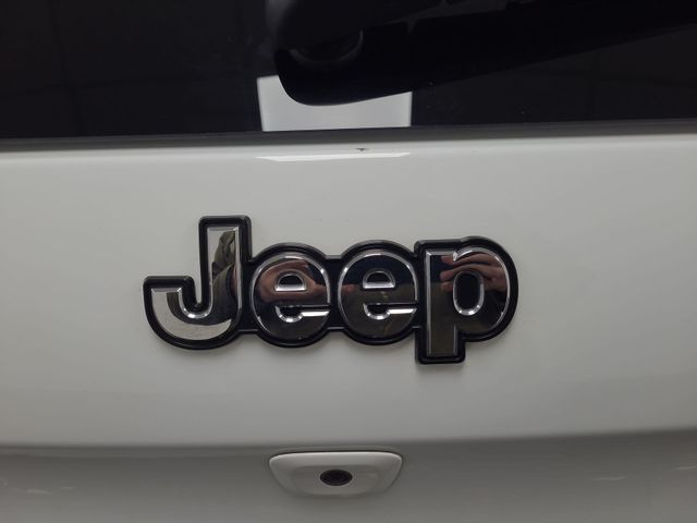 2017 – Jeep – Cherokee