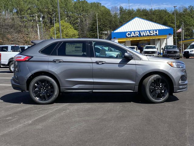 2024 Ford Edge ST Line 25