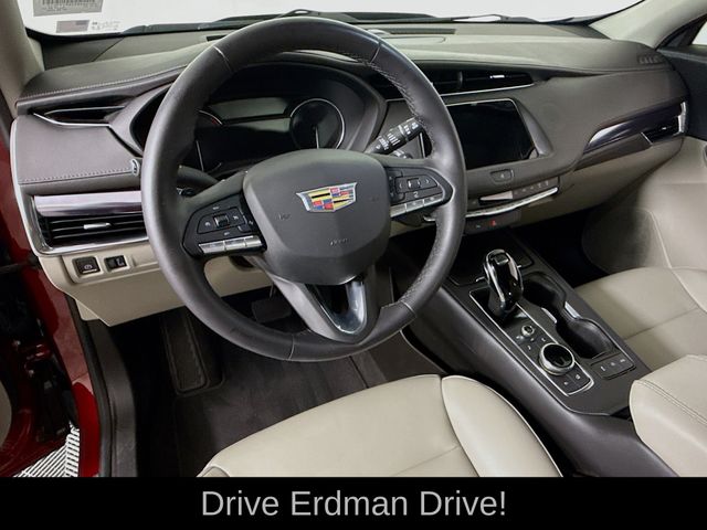 Used 2023 Cadillac XT4 SUV